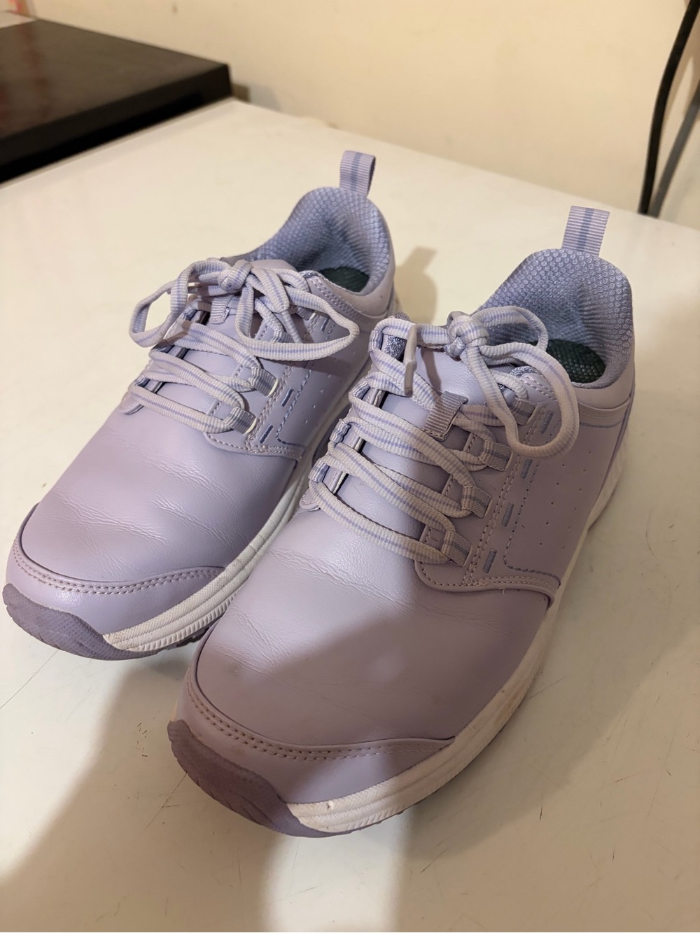Women’s Lavender Sneakers - Lightweight, Arch Support, Waterproof